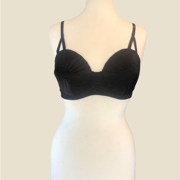 3 cute bras, 38B-C, sold as set. - Picture 2 of 15